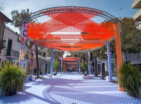 Otel Club - Fronte Mare Con Depandance Adiacente Riccione