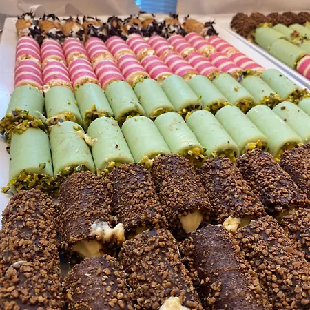 Club - Fronte Mare Con Depandance Adiacente