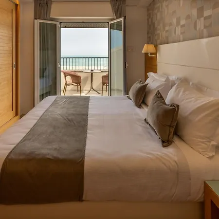 Club - Fronte Mare Con Depandance Adiacente Otel Riccione