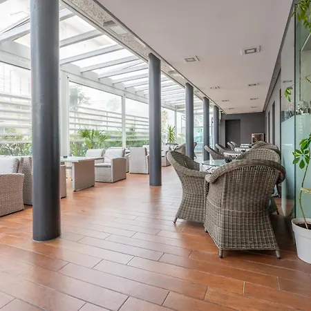 Club - Fronte Mare Con Depandance Adiacente 3*