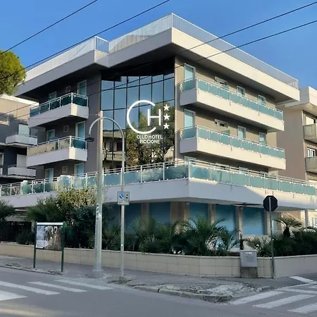 Отель Club - Fronte Mare Con Depandance Adiacente