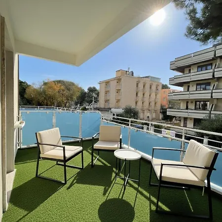 Club - Fronte Mare Con Depandance Adiacente Otel Riccione