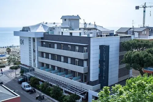 Club - Fronte Mare Con Depandance Adiacente Hotel 3*