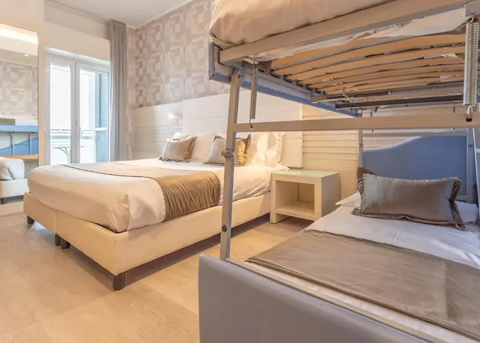 Hotel Club - Fronte Mare Con Depandance Adiacente