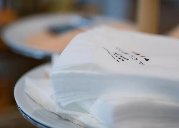 Club - Fronte Mare Con Depandance Adiacente 3*