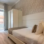 Club - Fronte Mare Con Depandance Adiacente