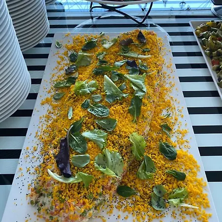 Club - Fronte Mare Con Depandance Adiacente 3*