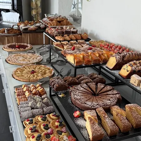 Hotel Club - Fronte Mare Con Depandance Adiacente 3*