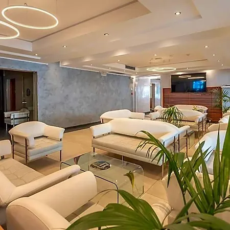 Hotel Club - Fronte Mare Con Depandance Adiacente