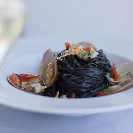 Hotel Club - Fronte Mare Con Depandance Adiacente Riccione