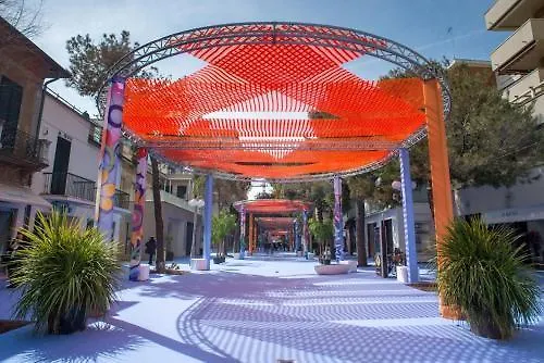 Hotel Club - Fronte Mare Con Depandance Adiacente Riccione