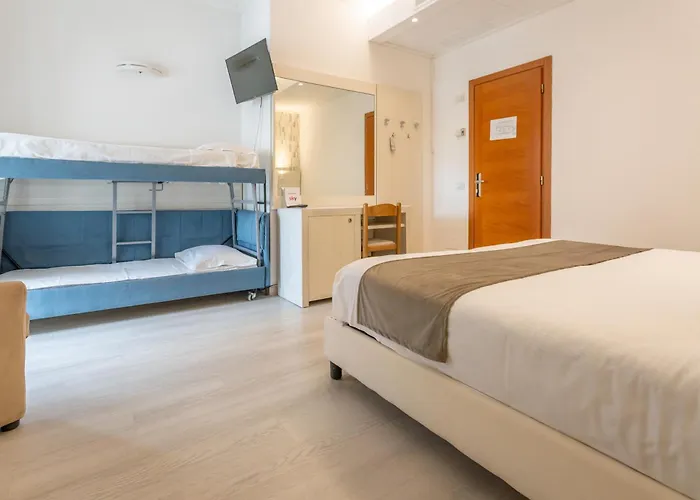 Club - Fronte Mare Con Depandance Adiacente Hotel Riccione